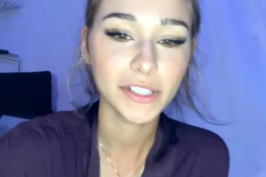 Babybellllzzzz making slut conversation onlyfans