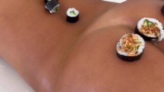 whore Allie Dunn balancing her body with deserts leaks